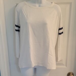 VENUS White Top with Navy Accents